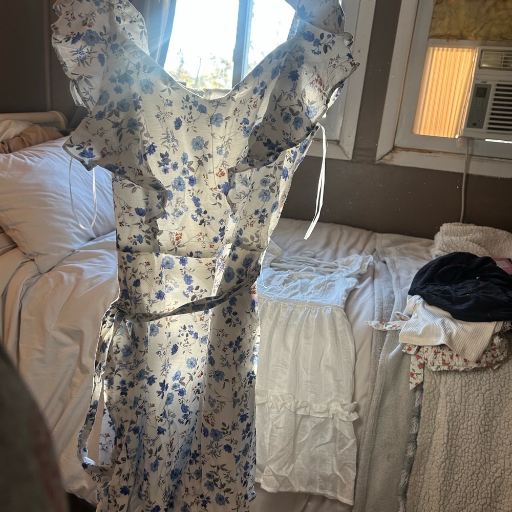 Floral Ruffle Dress - Picture 3 of 3